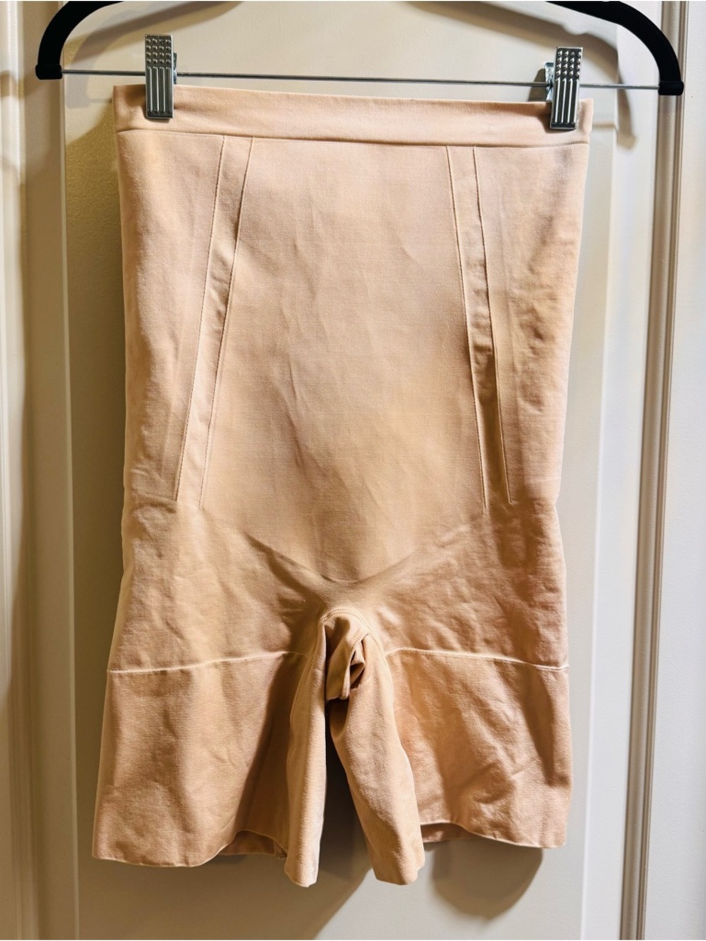 SPANXsculpt™ OnCore
Mid-Thigh Short